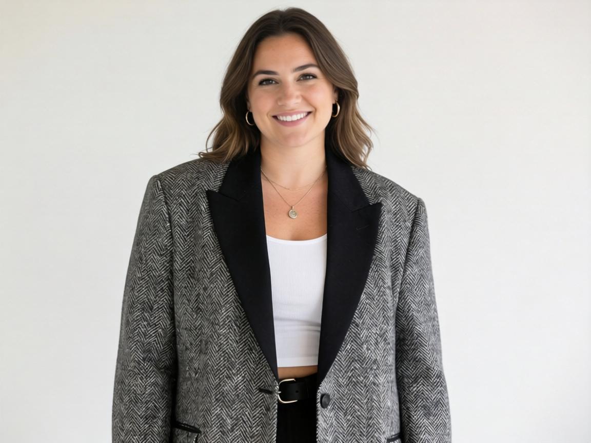 How Can You Style Oversized Blazers Without Looking Like You’re Drowning in Fabric